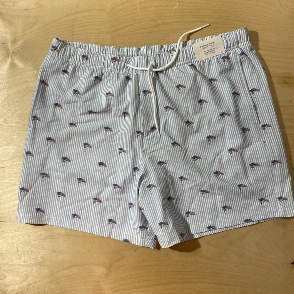 Hollister stylish swim
